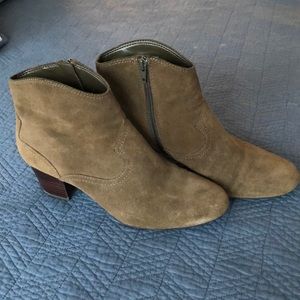 Leather Olive booties. Antonio Melani designer.